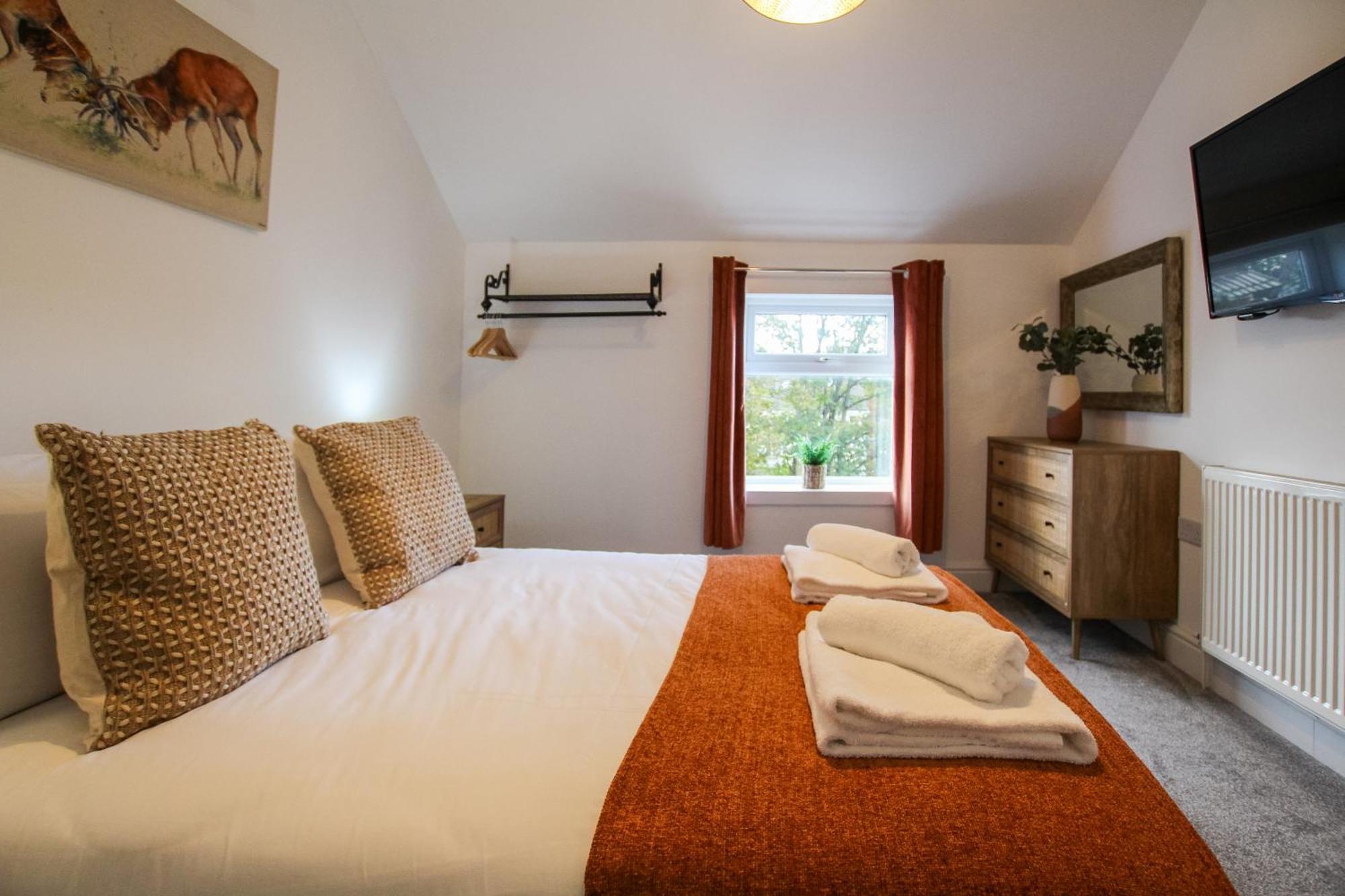 Fairways View - Spacious Apartment - Sleeps 6 - Lovely Views - By Rework Accommodation Hoylake Dış mekan fotoğraf