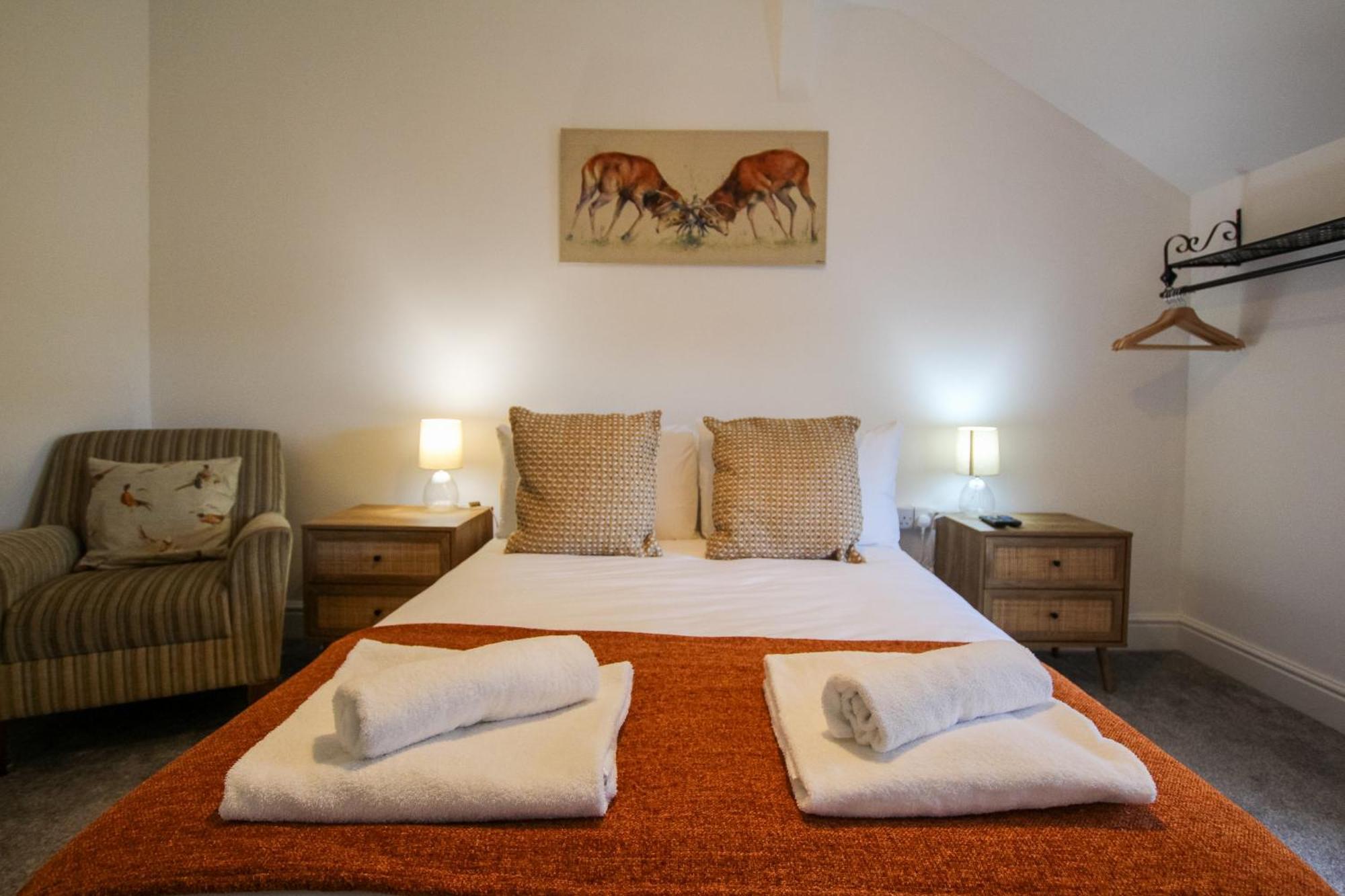Fairways View - Spacious Apartment - Sleeps 6 - Lovely Views - By Rework Accommodation Hoylake Dış mekan fotoğraf